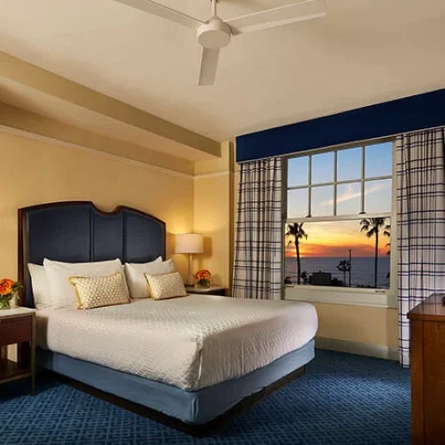 offers-stay-3-save-100